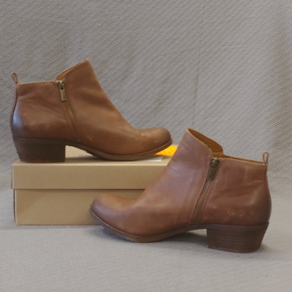 Lucky Brand Basel leather Bootie Toffee-10 - Picture 2 of 16
